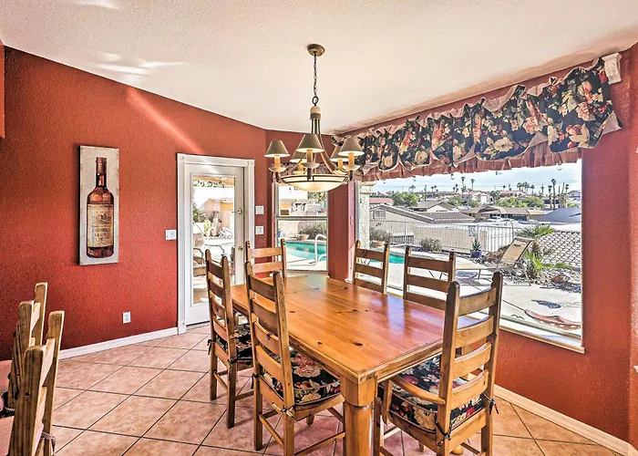 Hébergement de vacances Poolside Bliss: Pet-friendly Havasu Gem Lake Havasu City